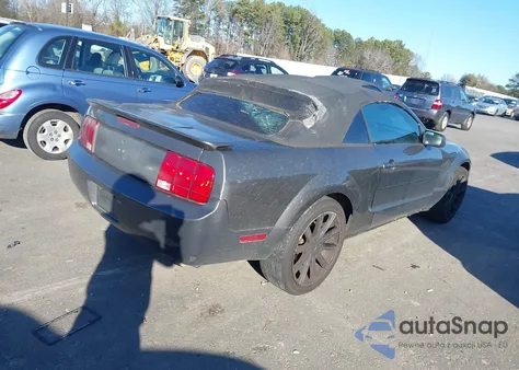 2007 Ford Mustang V6 Deluxe/V6 Premium z USA, uszkodzony, nr VIN 1ZVFT84N975312639